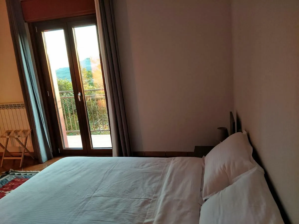 B&B Benjamas Bisacquino Bed & Breakfast